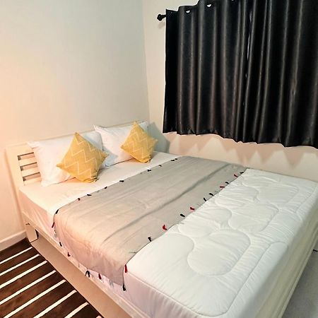 The Chill Town Home Maha Sarakham Bagian luar foto