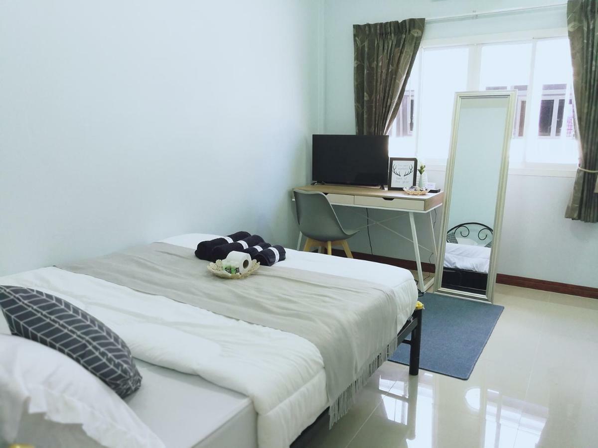 The Chill Town Home Maha Sarakham Bagian luar foto