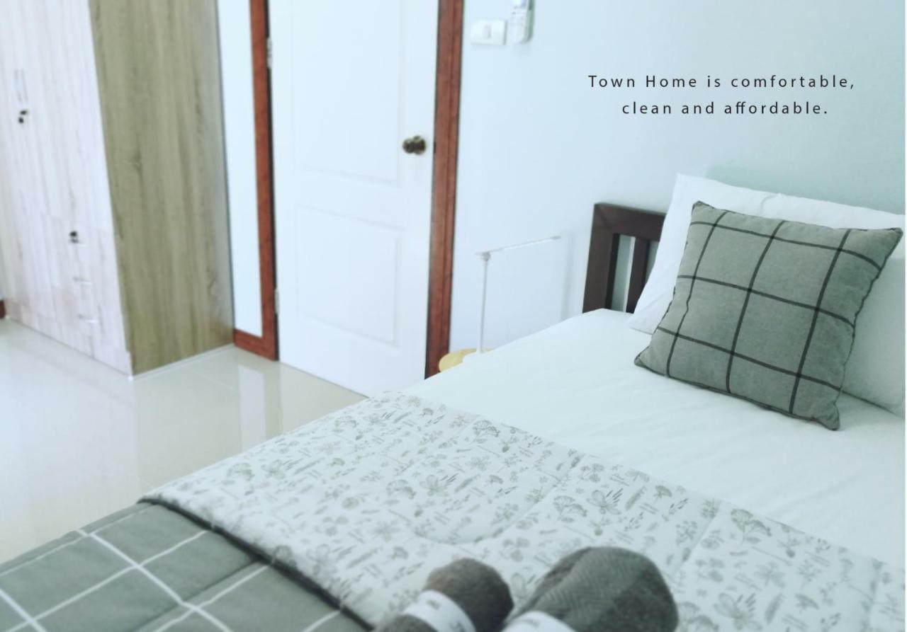 The Chill Town Home Maha Sarakham Bagian luar foto